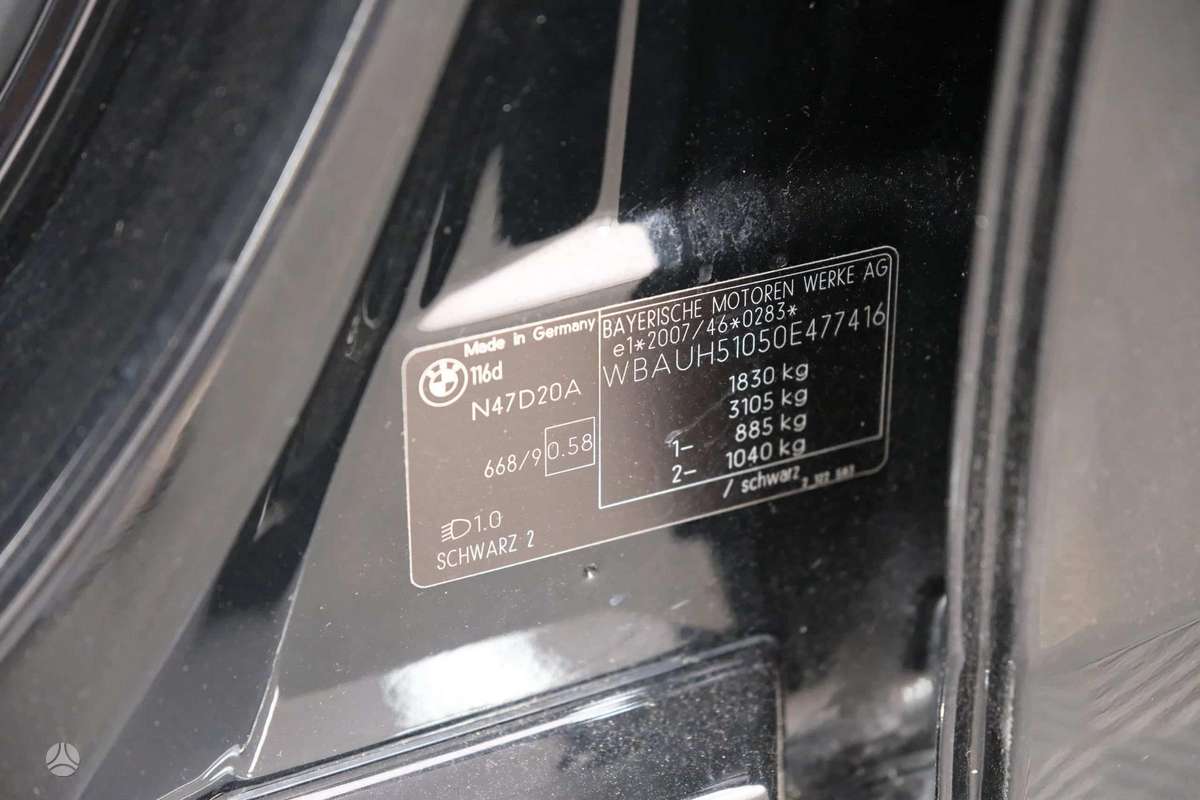 BMW 118, 2.0 l., hatchback