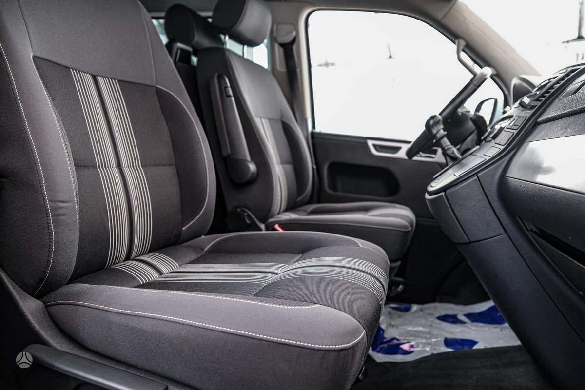 Volkswagen Multivan, 2.0 l., Минивэн