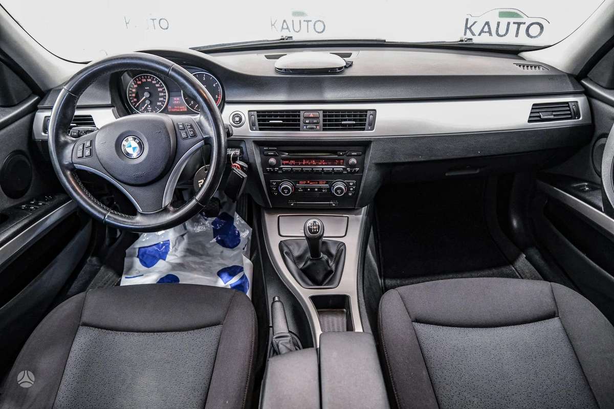 BMW 320, 2.0 l., universalas