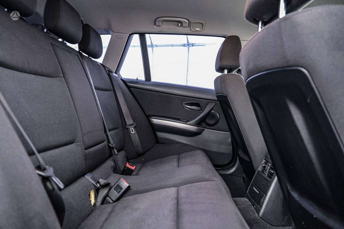 BMW 320, 2.0 l., Универсал