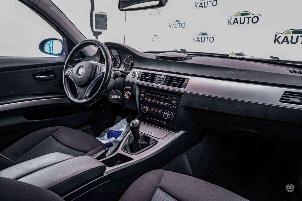 BMW 320, 2.0 l., universalas
