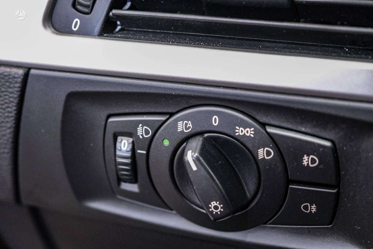 BMW 320, 2.0 l., wagon