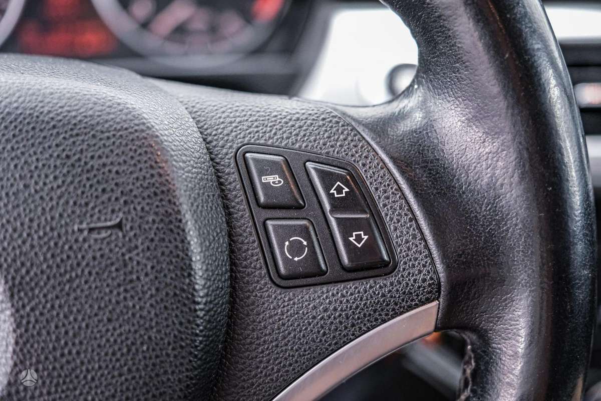 BMW 320, 2.0 l., universalas