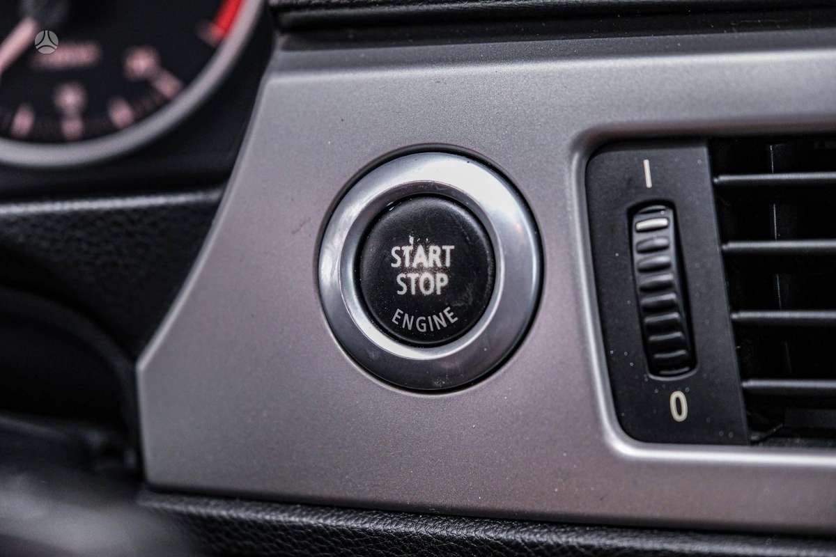 BMW 320, 2.0 l., universalas