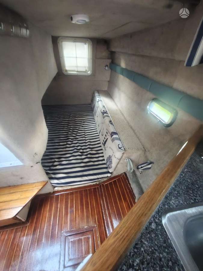 Bayliner 2450 siera, яхты / катера