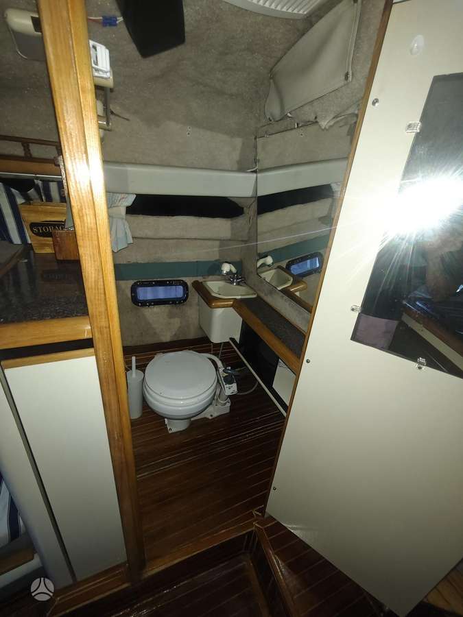 Bayliner 2450 siera, яхты / катера