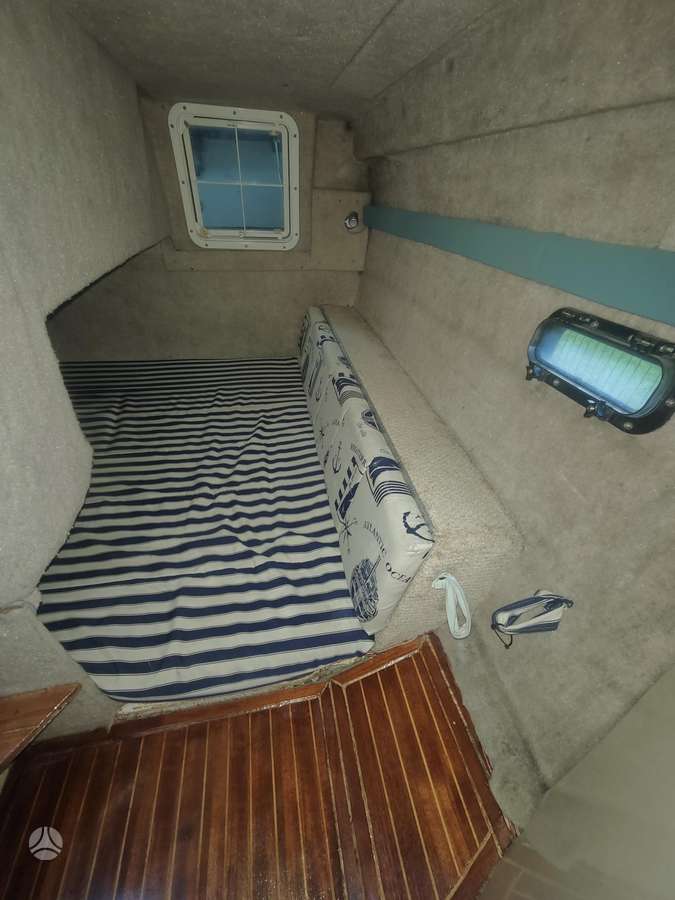 Bayliner 2450 siera, яхты / катера