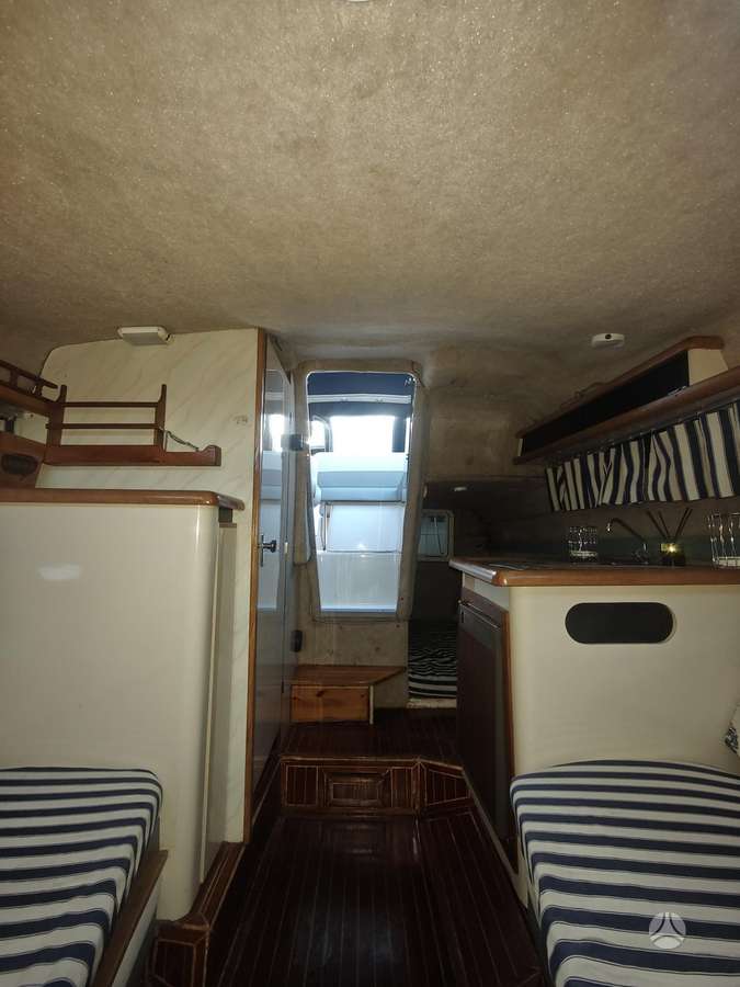 Bayliner 2450 siera, яхты / катера