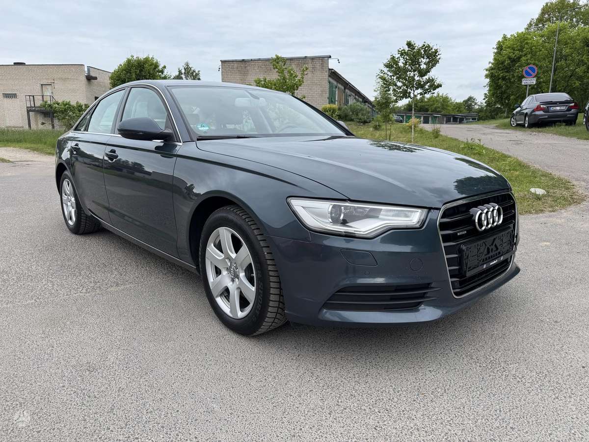 Audi A6, 2.8 l., saloon / sedan