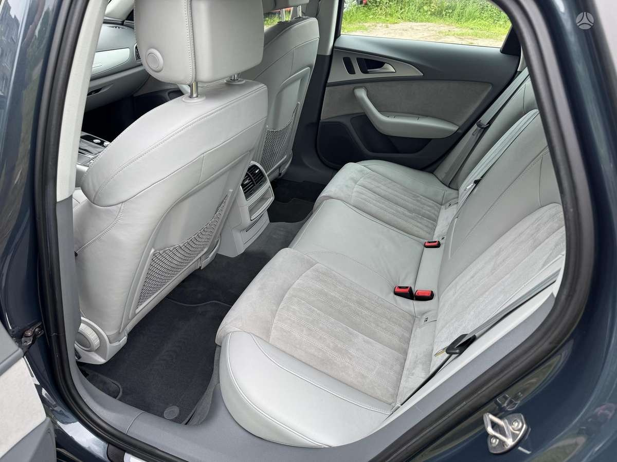 Audi A6, 2.8 l., saloon / sedan