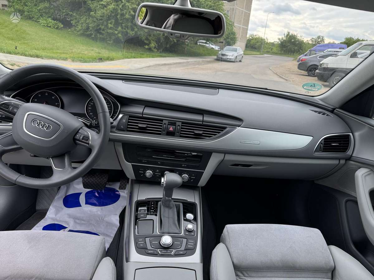 Audi A6, 2.8 l., saloon / sedan