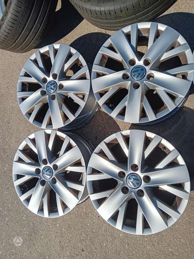 Volkswagen, light alloy, R16