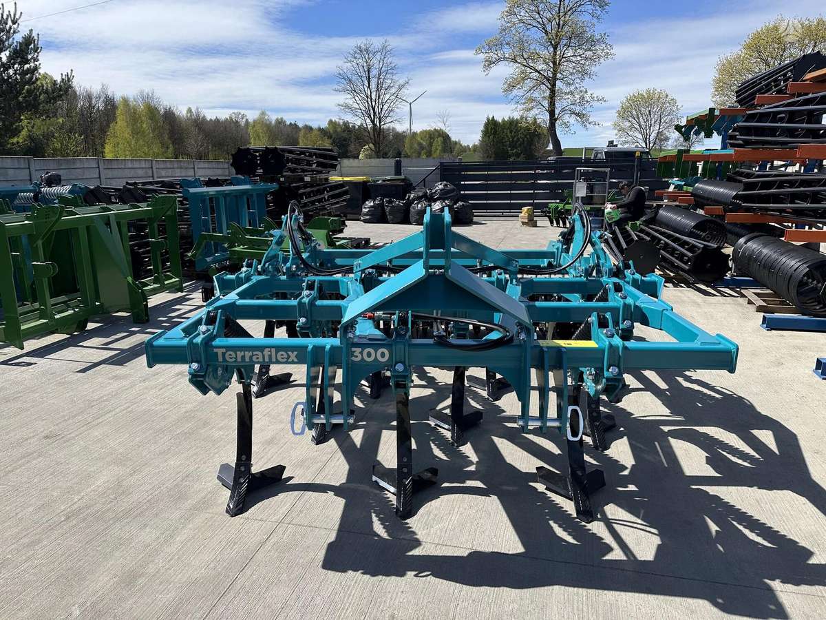 AGRONA Terraflex 300, скребки, скрубберы