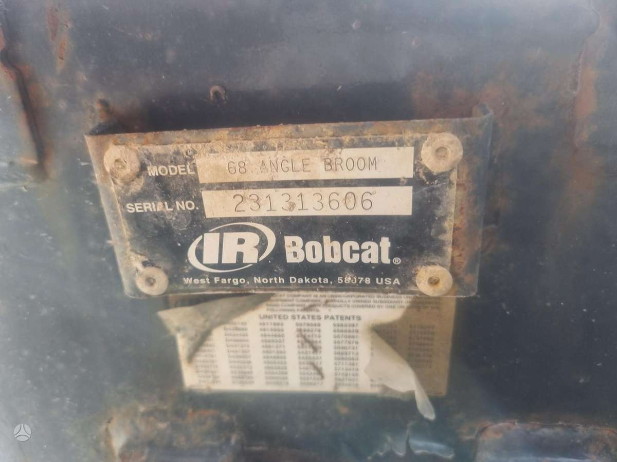 Bobcat Bobcat, метлы / щётки