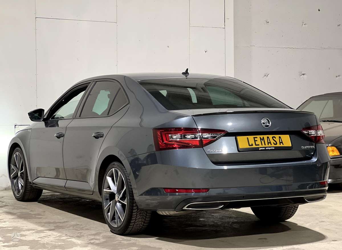 Skoda Superb, 1.4 l., hatchback