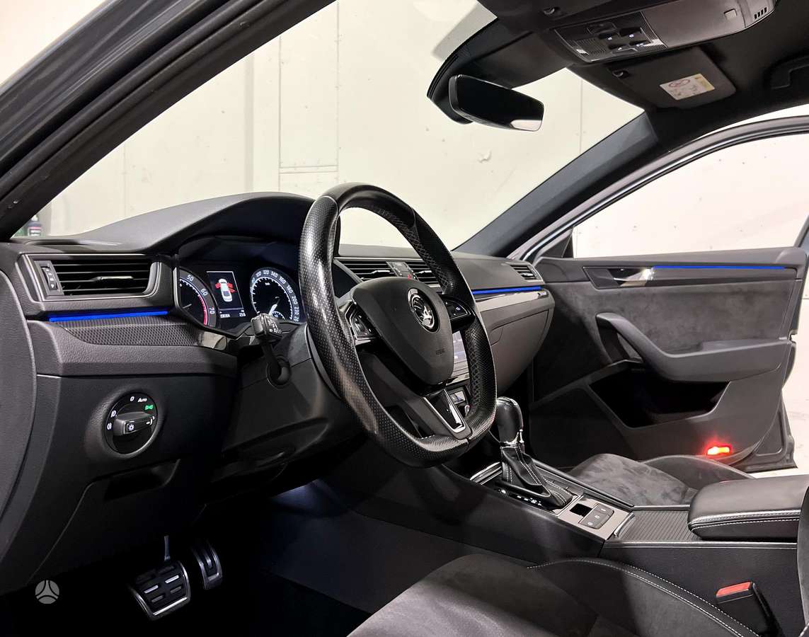 Skoda Superb, 1.4 l., hatchback