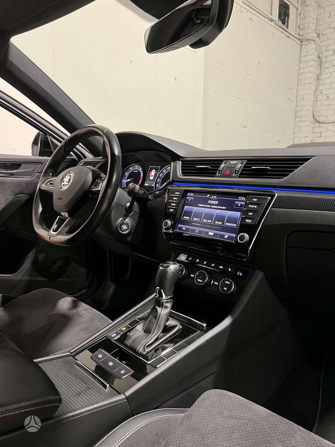 Skoda Superb, 1.4 l., hatchback