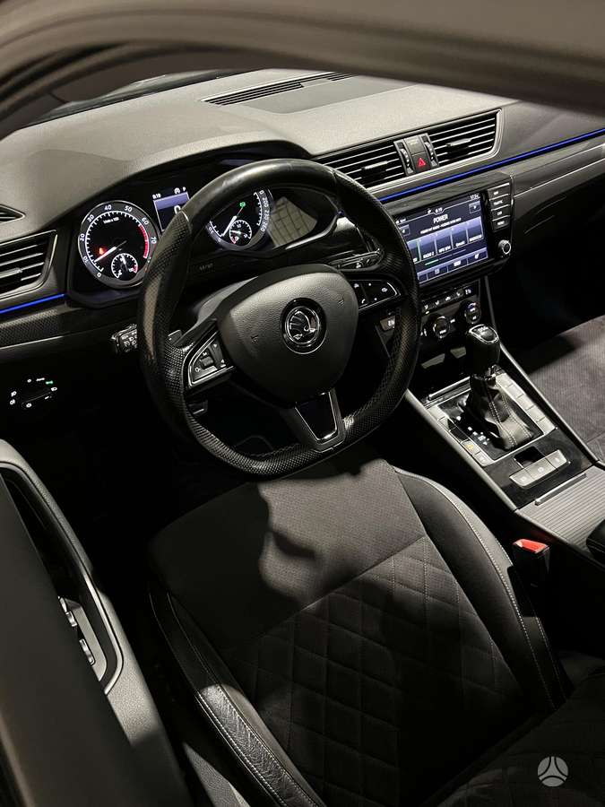 Skoda Superb, 1.4 l., hatchback