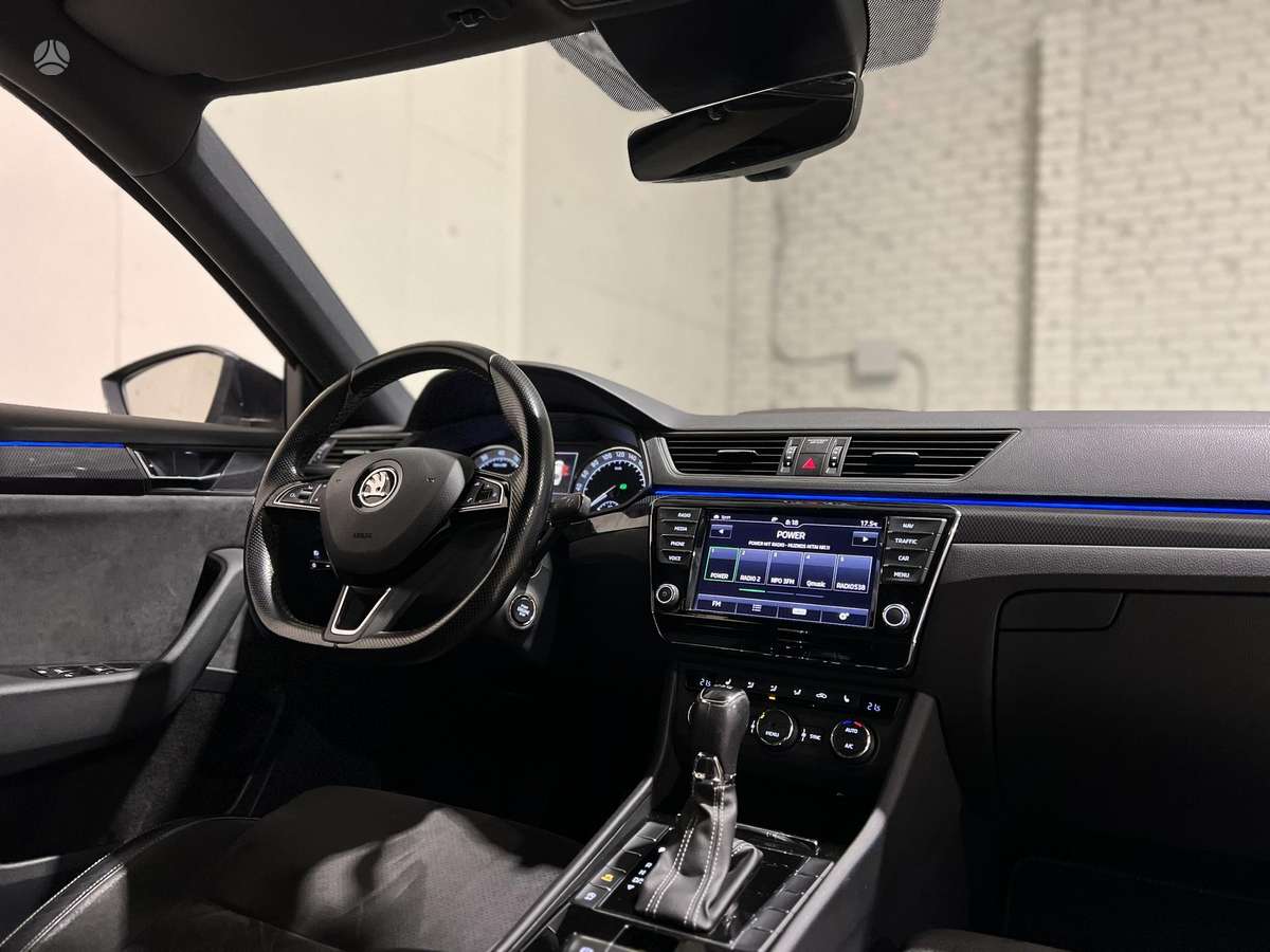 Skoda Superb, 1.4 l., hatchback