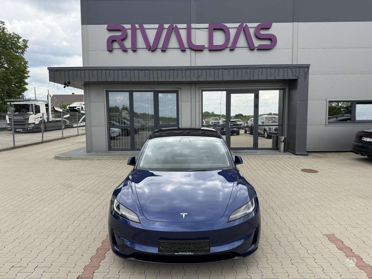 Tesla Model 3, 81 кВт·ч, Хэтчбек