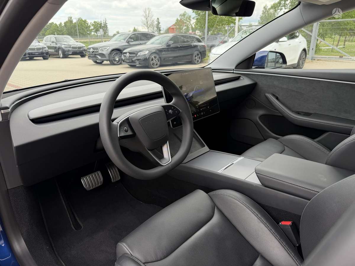 Tesla Model 3, 81 кВт·ч, Хэтчбек
