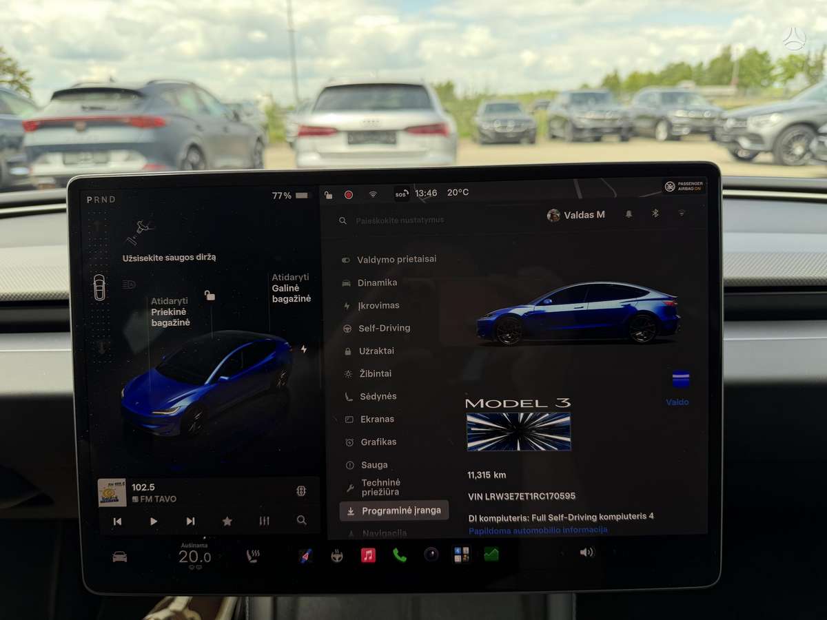 Tesla Model 3, 81 kWh, hatchback