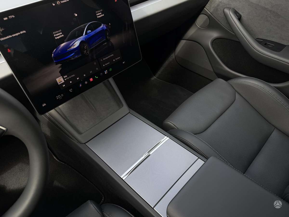Tesla Model 3, 81 kWh, hatchback