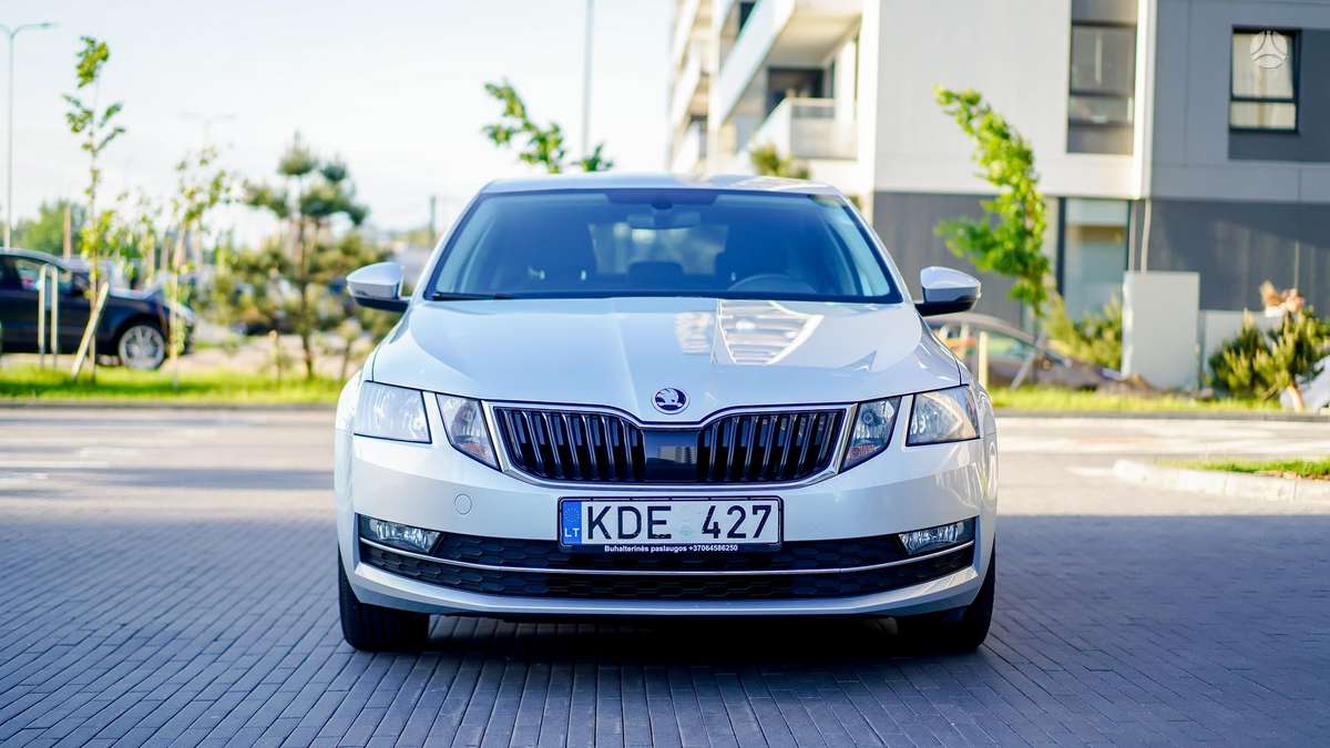 Skoda Octavia, 1.6 l., hatchback