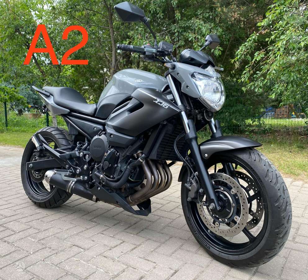 Yamaha XJ6 600cc, street / classic