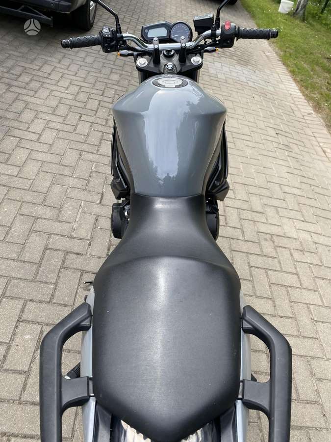 Yamaha XJ6 600cc, street / classic