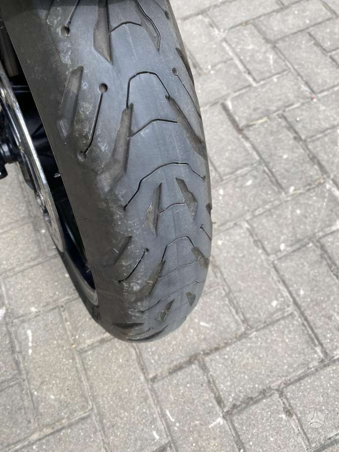 Yamaha XJ6 600cc, street / classic