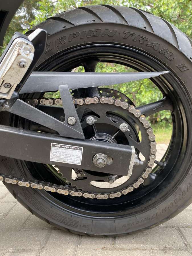 Yamaha XJ6 600cc, street / classic
