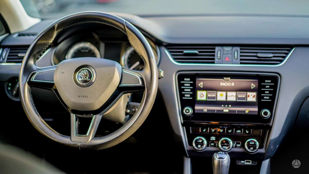Skoda Octavia, 1.6 l., hatchback