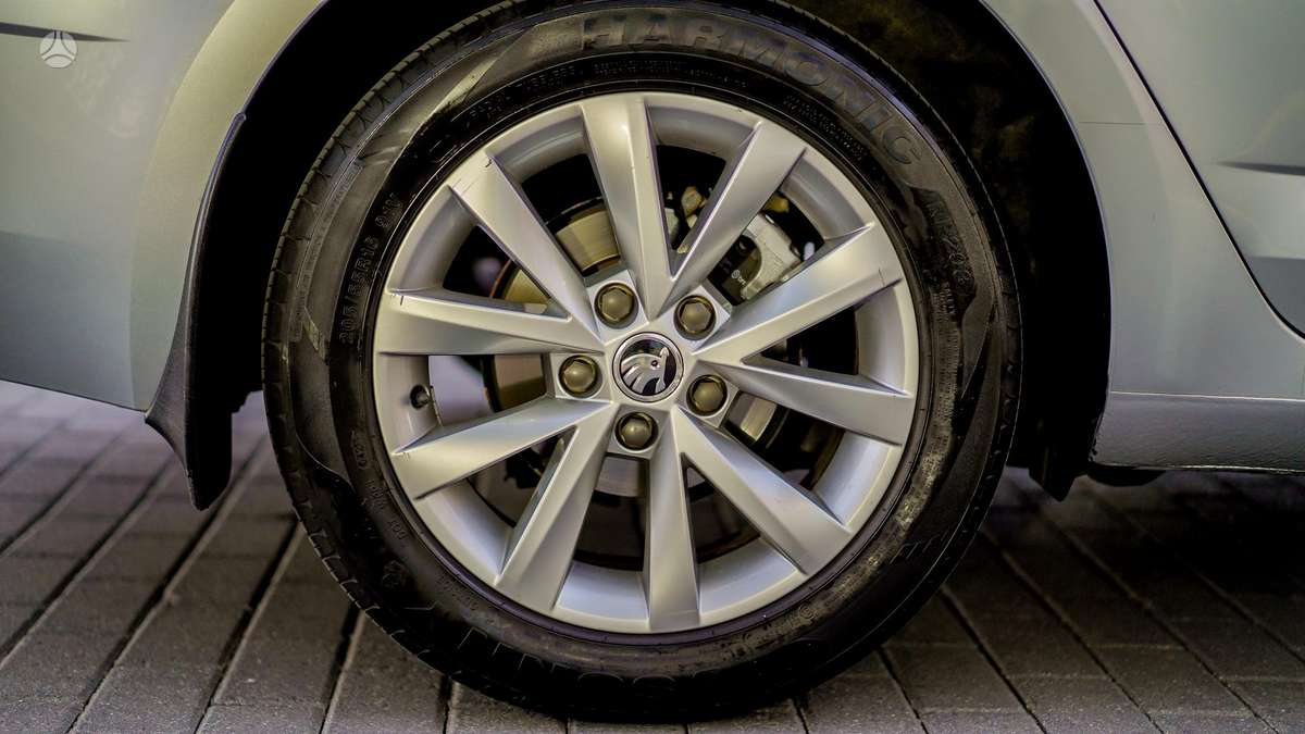 Skoda Octavia, 1.6 l., hatchback