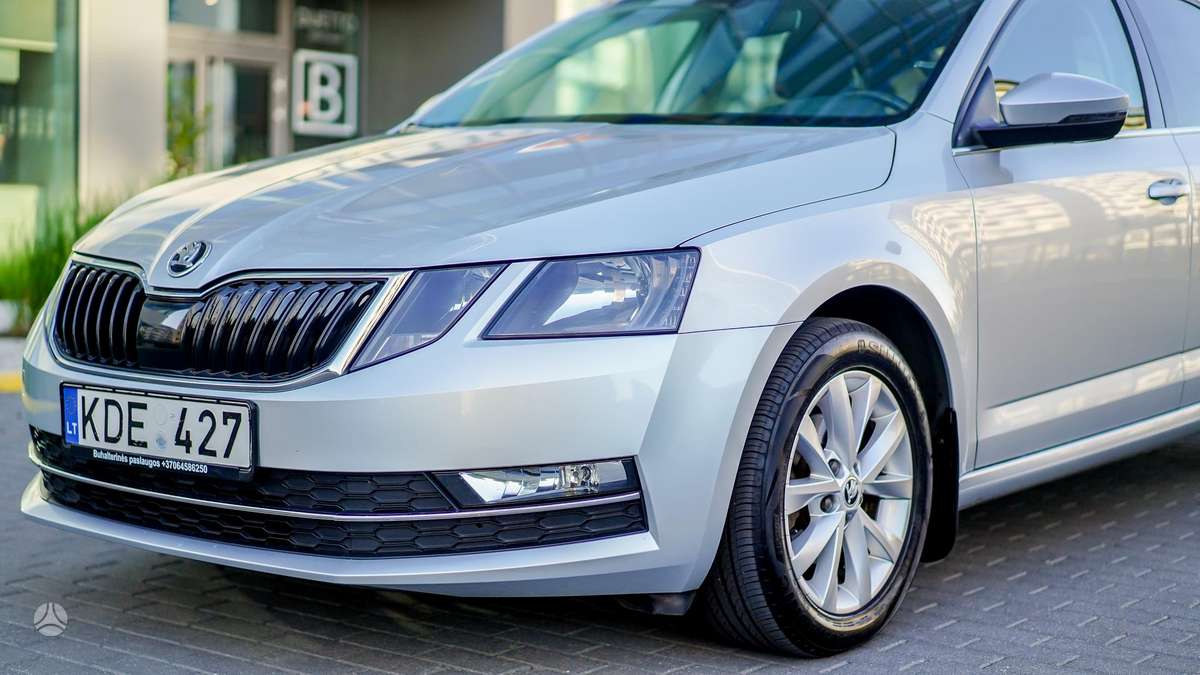 Skoda Octavia, 1.6 l., hatchback