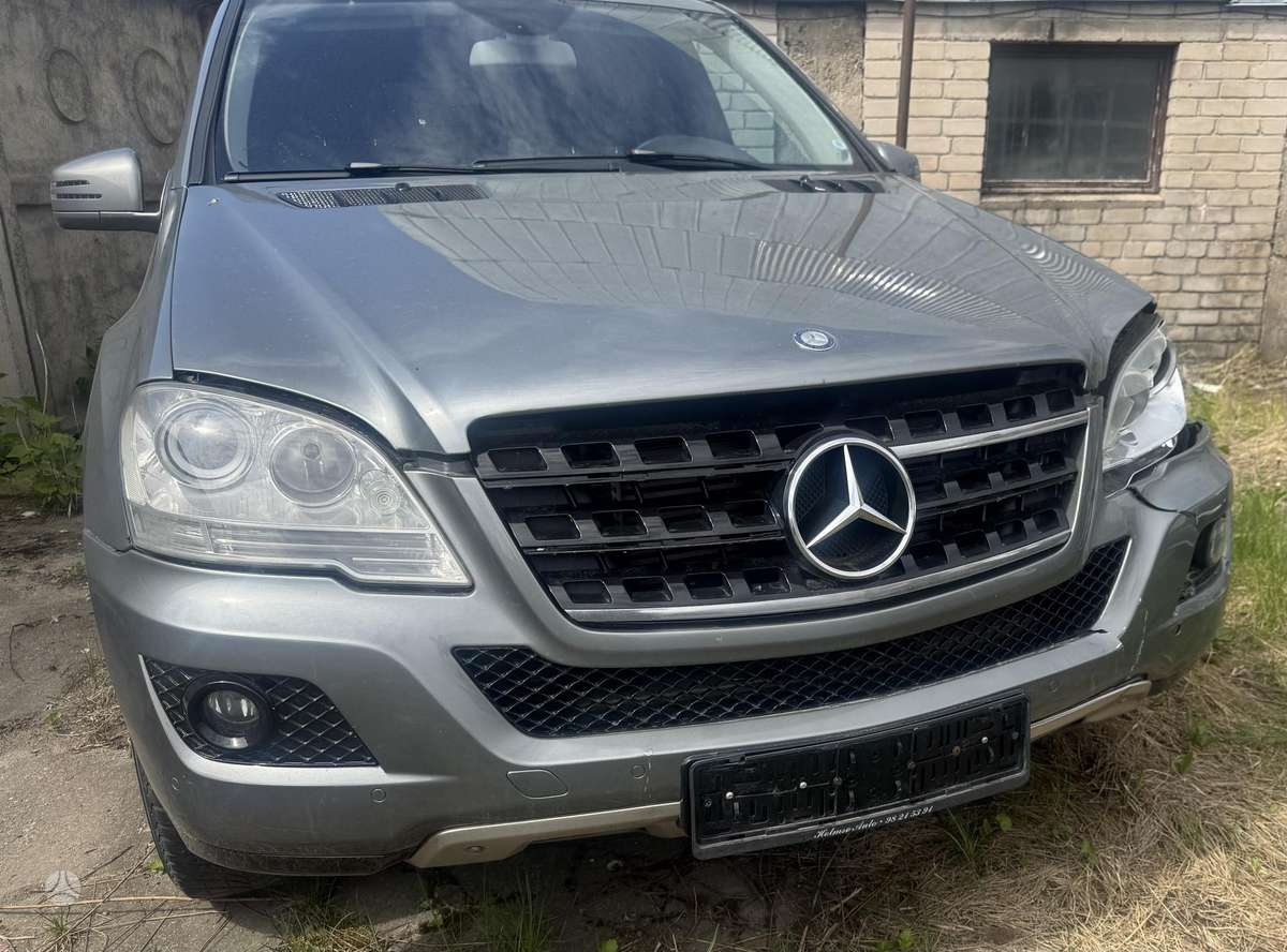 Mercedes-Benz ML350