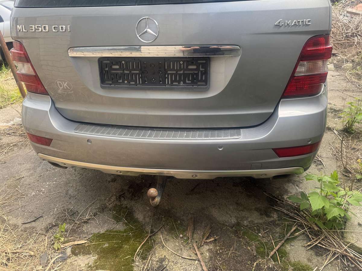 Mercedes-Benz ML350