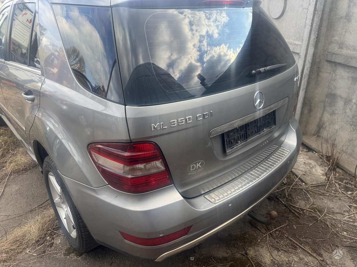 Mercedes-Benz ML350