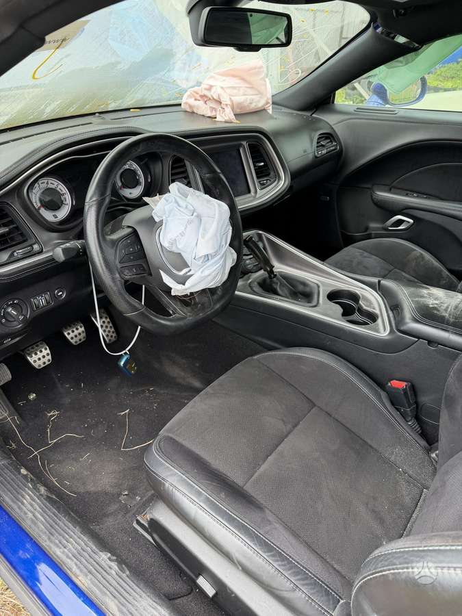 Dodge Challenger, 6.4 l., Седан