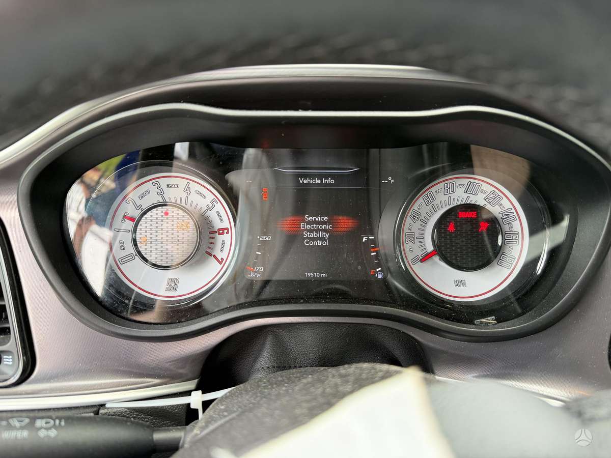 Dodge Challenger, 6.4 l., Седан