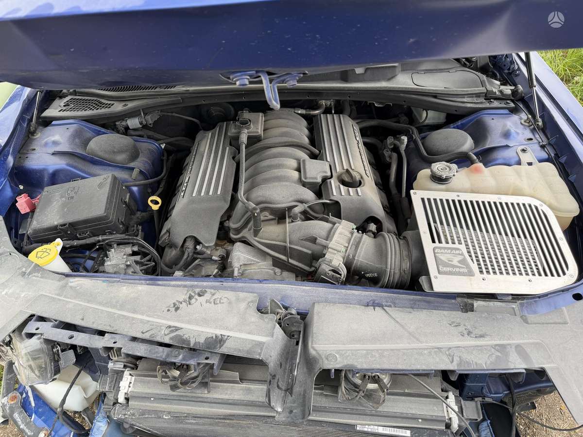 Dodge Challenger, 6.4 l., Седан