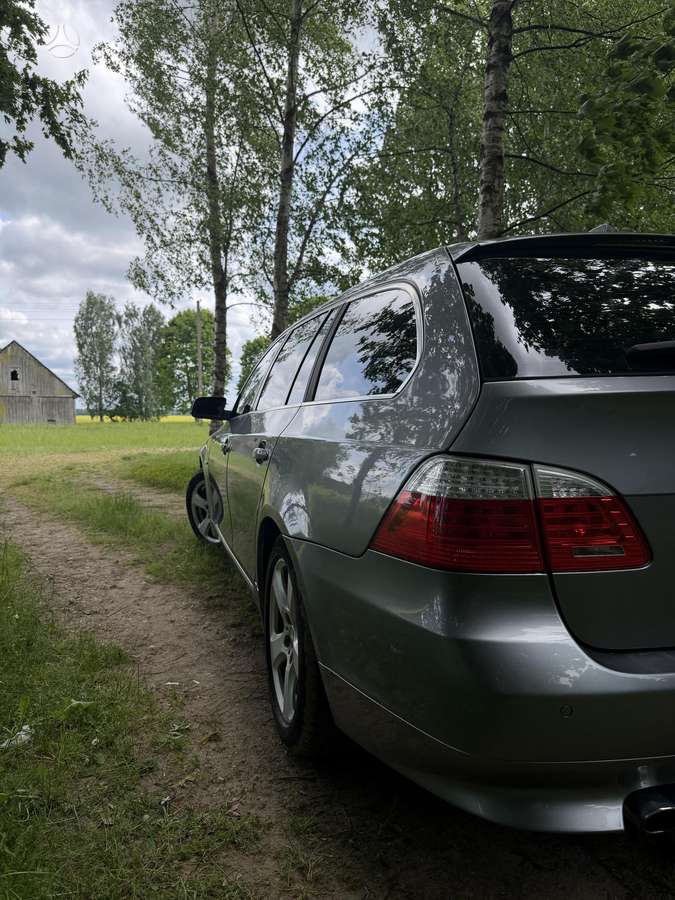 BMW 525, 3.0 l., Универсал