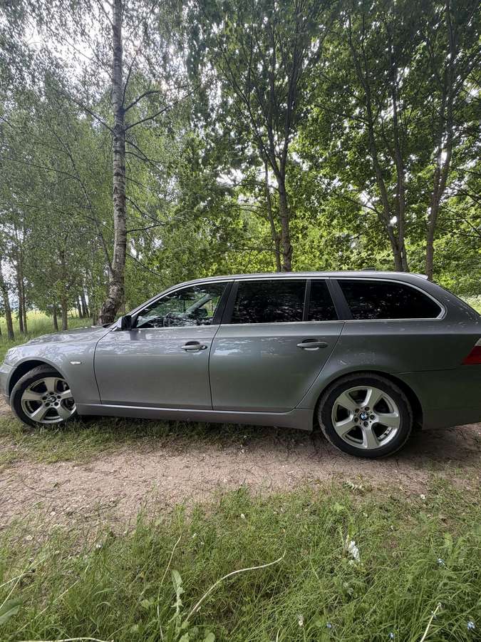 BMW 525, 3.0 l., Универсал
