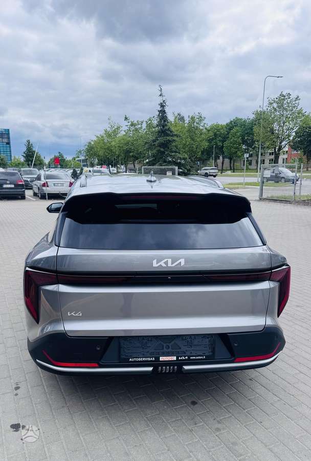 Kia K4, 1.6 l., Универсал