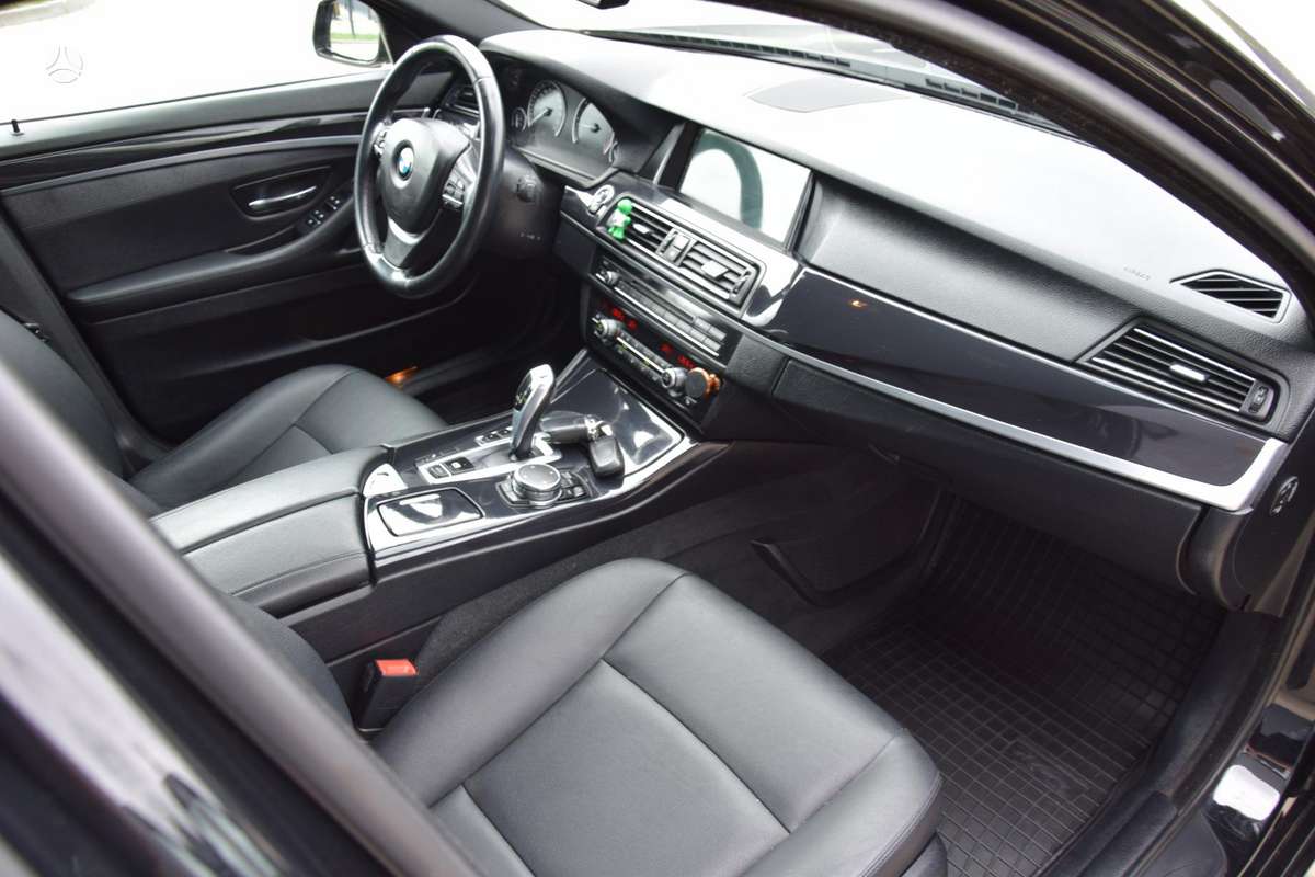 BMW 520, 2.0 l., Универсал