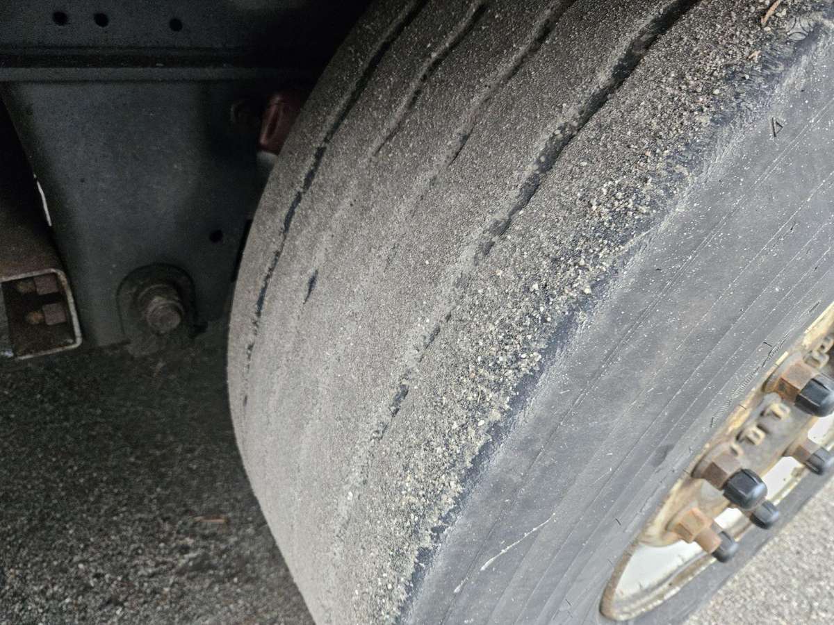 Schmitz SCB*S3T, užuolaidinės / tentinės