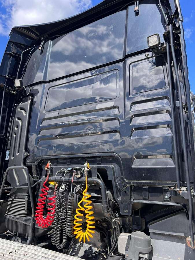 MAN TGX 18.460, double sleeper