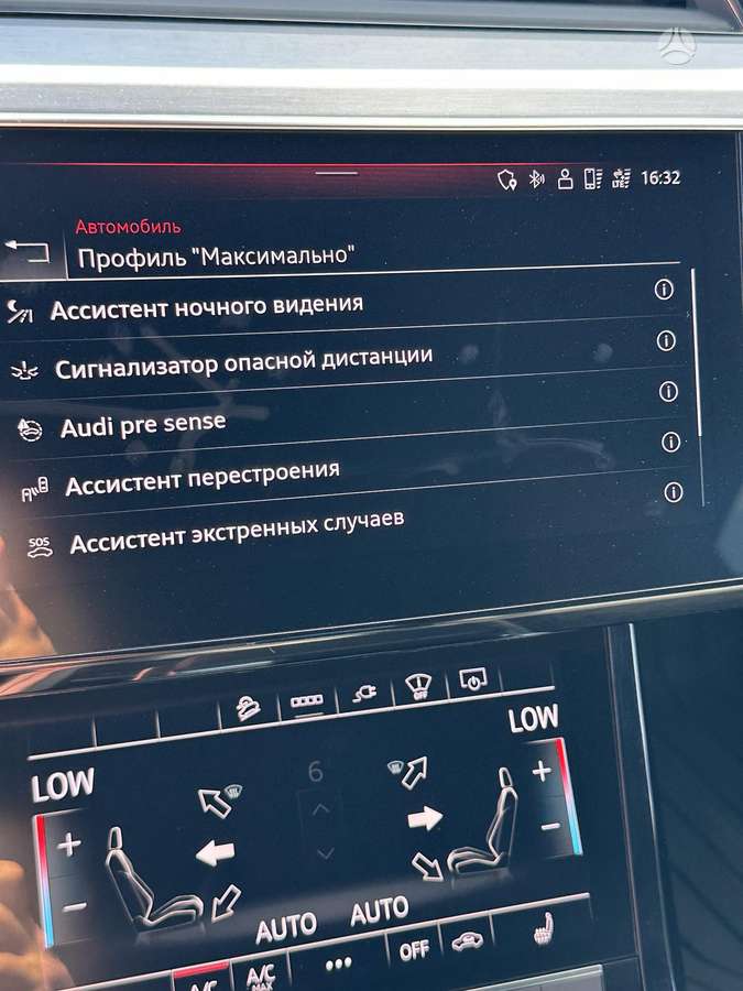 Audi e-tron, off-road / crossover