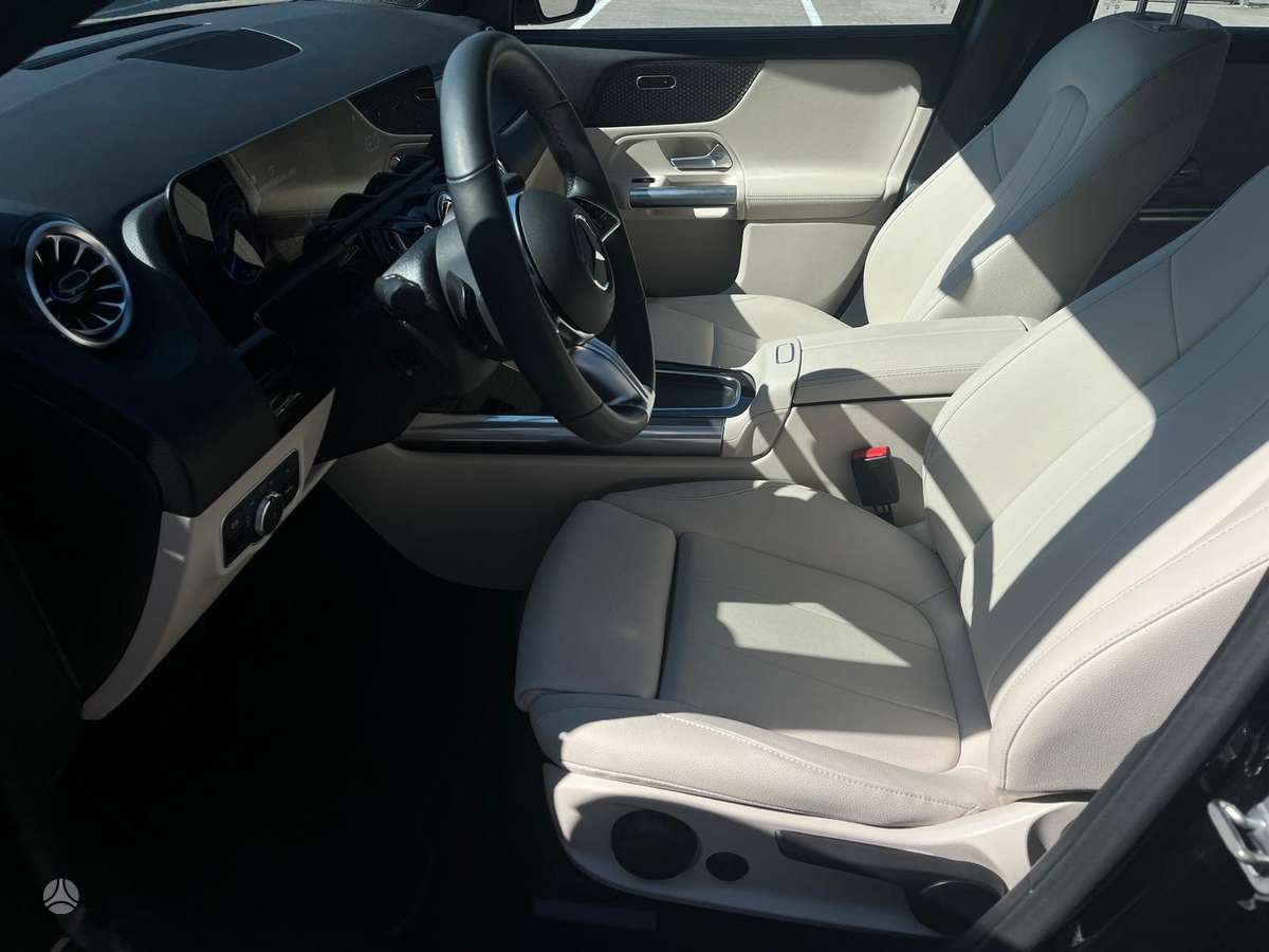 Mercedes-Benz EQA, 70 кВт·ч, Внедорожник / Кроссовер