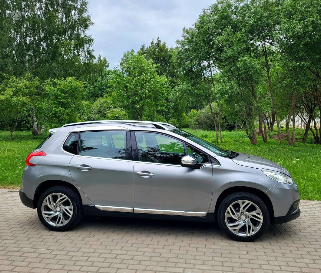 Peugeot 2008 - 4
